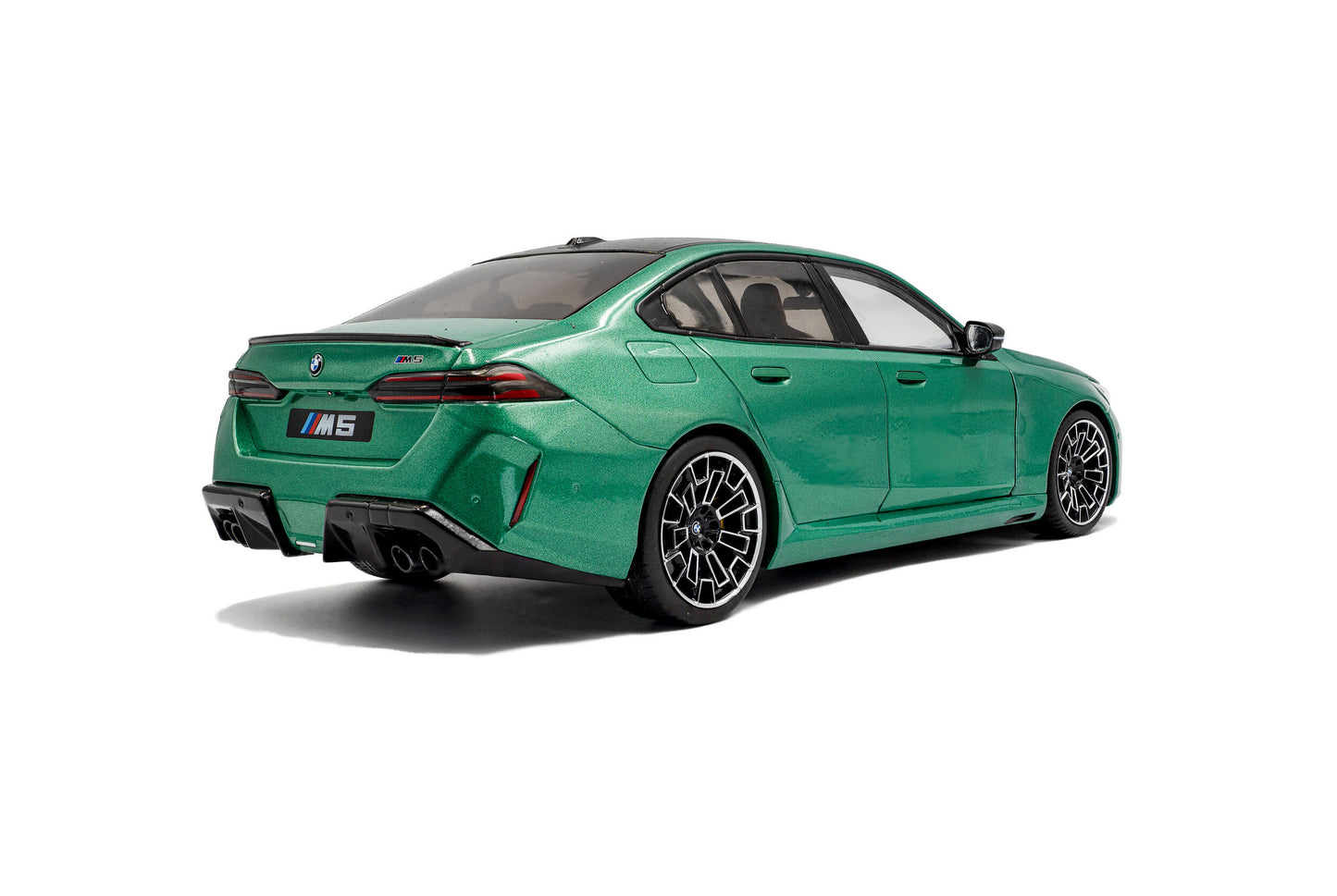 BMW - 5-SERIES M5 (G90) 2025 - GREEN MET