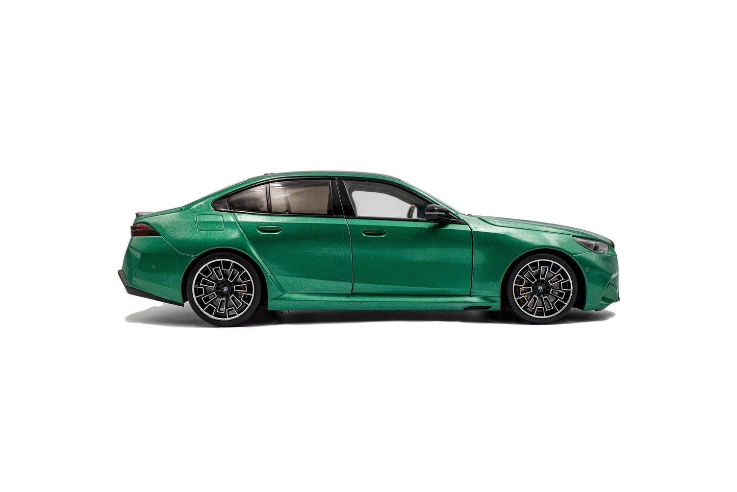 BMW - 5-SERIES M5 (G90) 2025 - GREEN MET