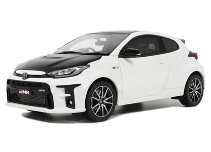 GRMN YARIS RALLY EMOTIONAL PACKAGE  White II METALLIC 3U5 2022
