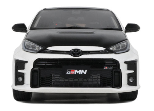 GRMN YARIS RALLY EMOTIONAL PACKAGE  White II METALLIC 3U5 2022