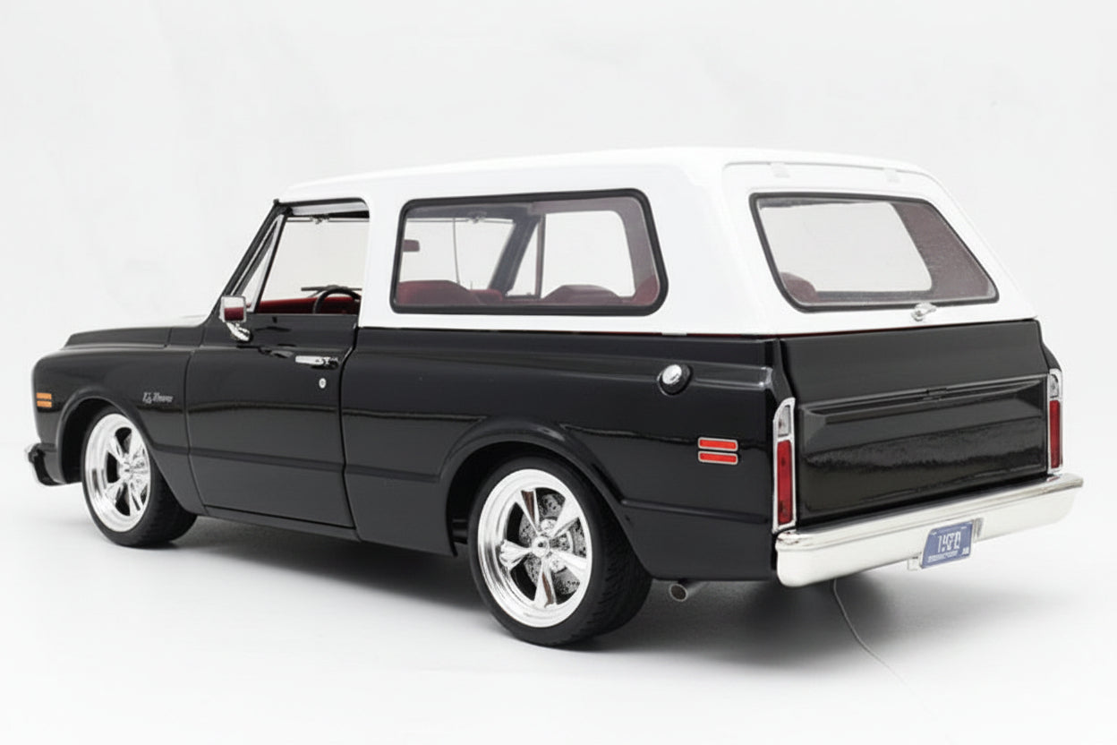 Chevrolet K5 Blazer Custom, 1972, black/red/white