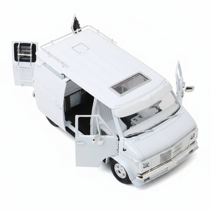 Chevrolet G-Series Van in White 1976