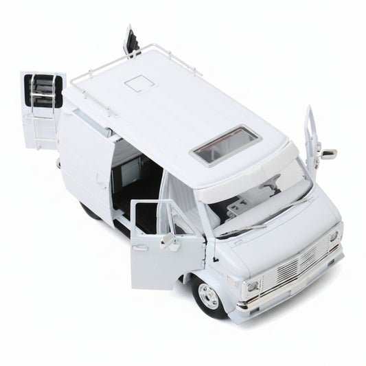 Chevrolet G-Series Van in White 1976