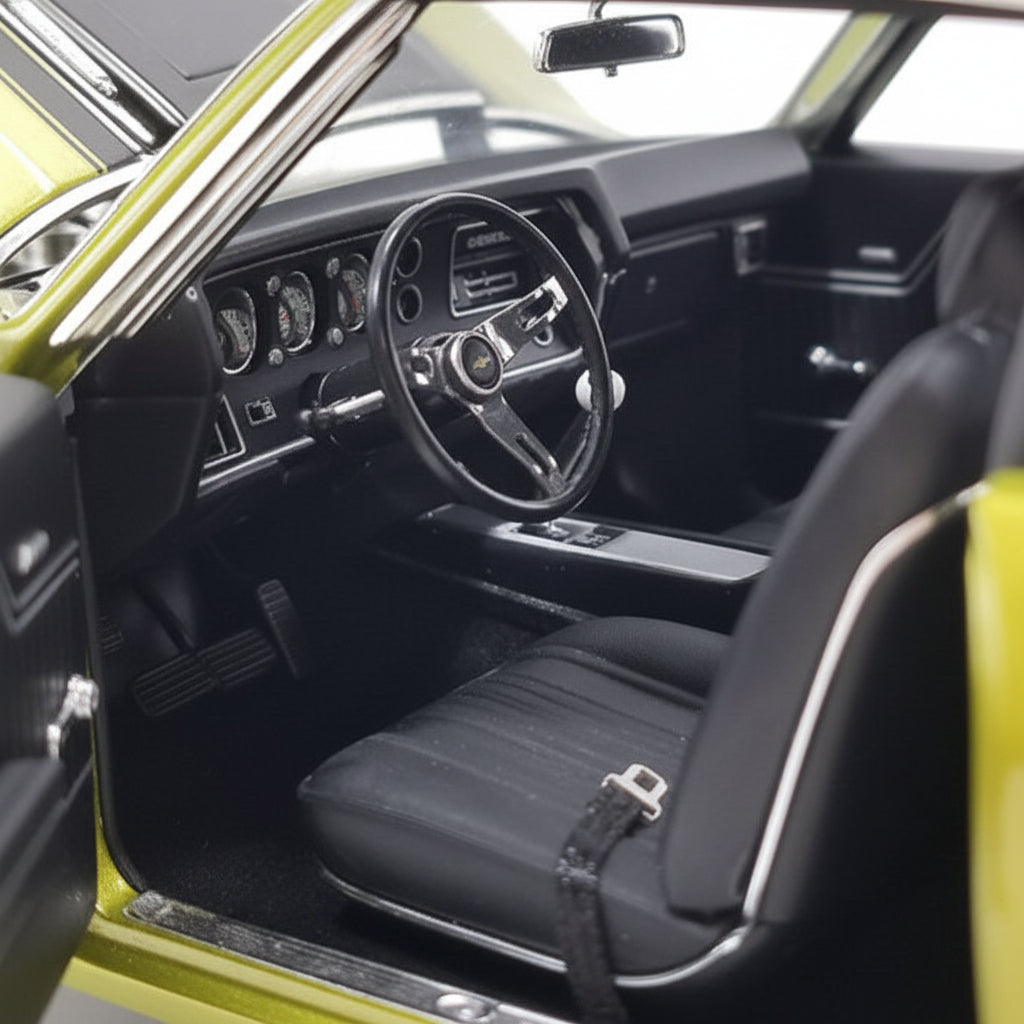 Chevrolet Chevelle SS Restomod 1970 Citrus green with black stripes