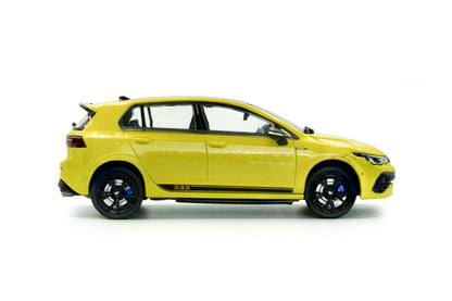 VOLKSWAGEN - GOLF VIII R 2022 - YELLOW