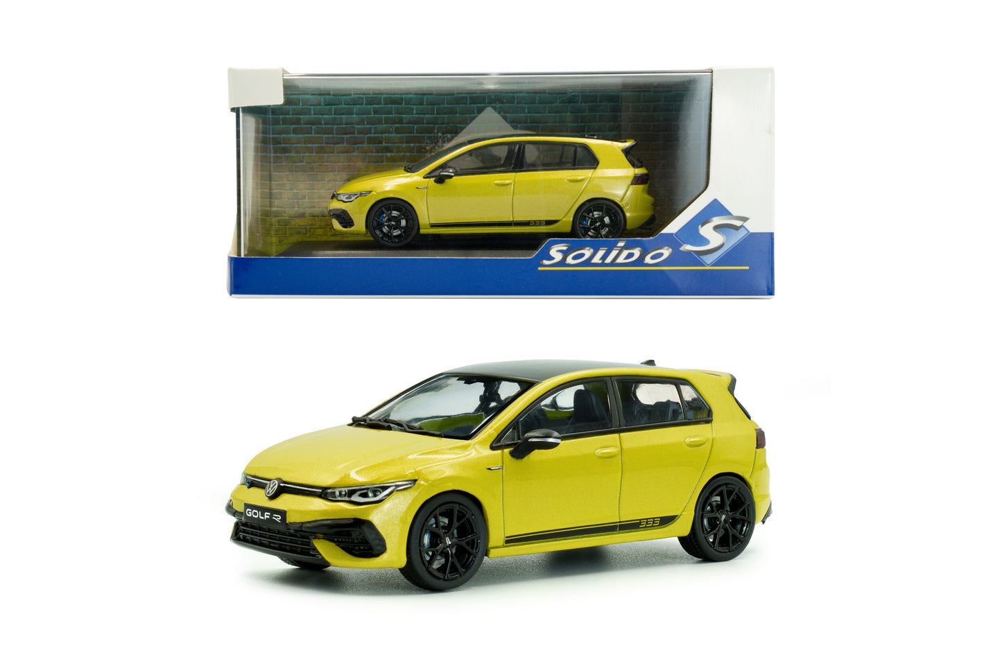 VOLKSWAGEN - GOLF VIII R 2022 - YELLOW